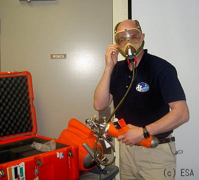 可搬型呼吸器（Portable Breathing Apparatus: PBA）