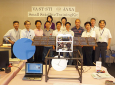 2008年、JAXAで行われた衛星開発者向けのトレーニングに参加（提供：VNSC）