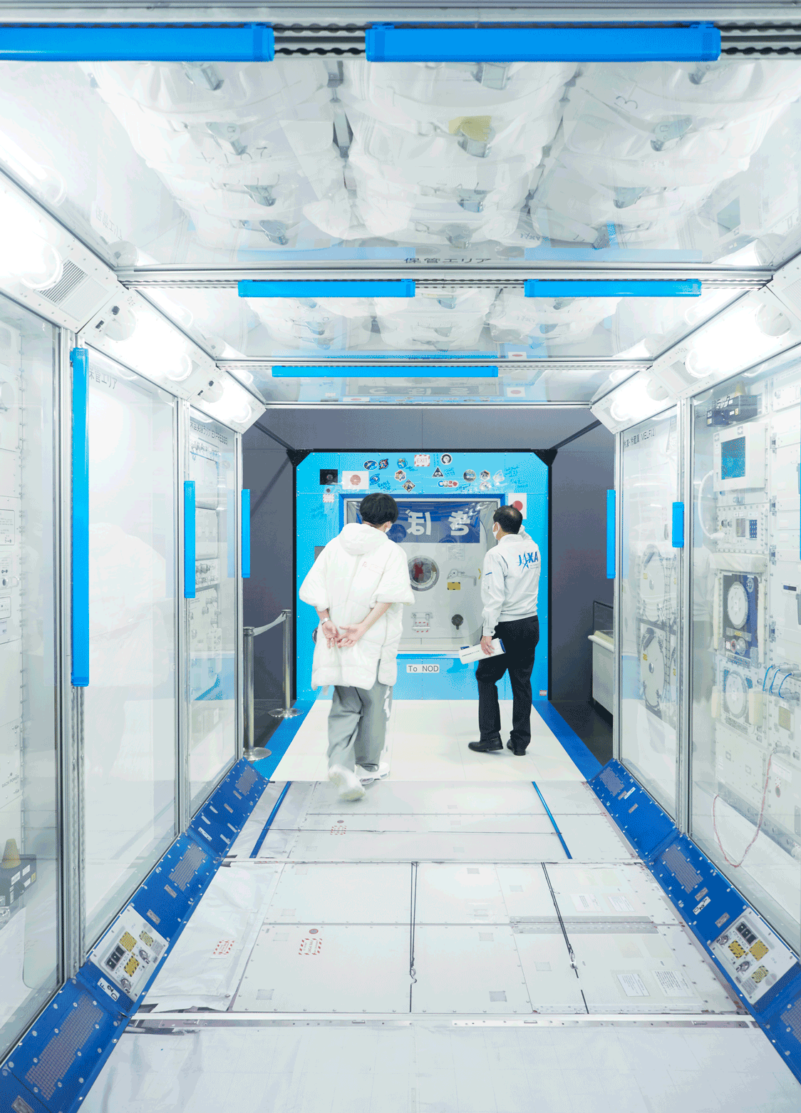 「スペースドーム」の中にある、国際宇宙ステーション「きぼう」日本実験棟の実物大モデル。JAXAの宇宙飛行士は、筑波宇宙センターなどでの訓練の後、宇宙でのミッションを行っている。