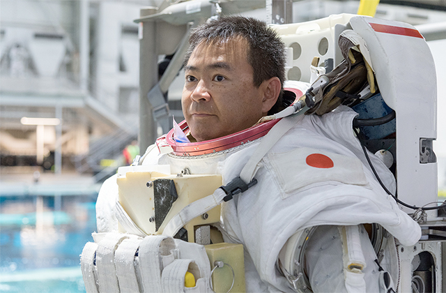 JAXA星出彰彦宇宙飛行士の国際宇宙ステーション（ISS）長期滞在搭乗員の決定に係る記者会見