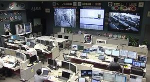筑波宇宙センターの管制室